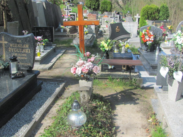 Tomasz Kruczyński 1970 Gniezno Bierzglinek - Grobonet - Wyszukiwarka osób pochowanych