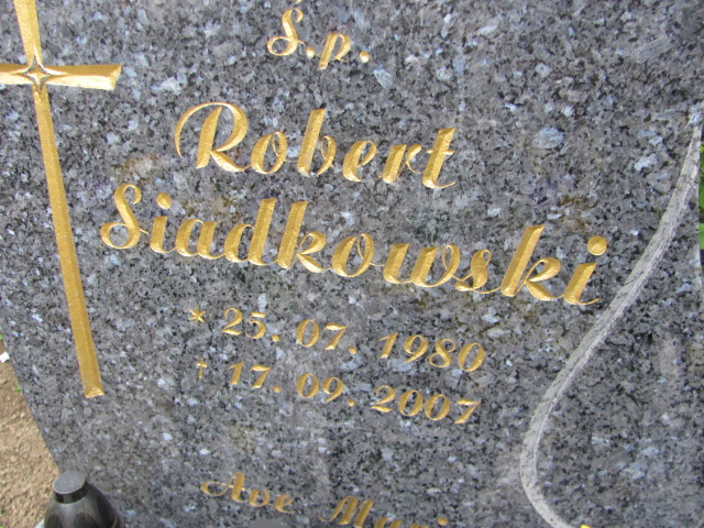 Grób Robert Siadkowski