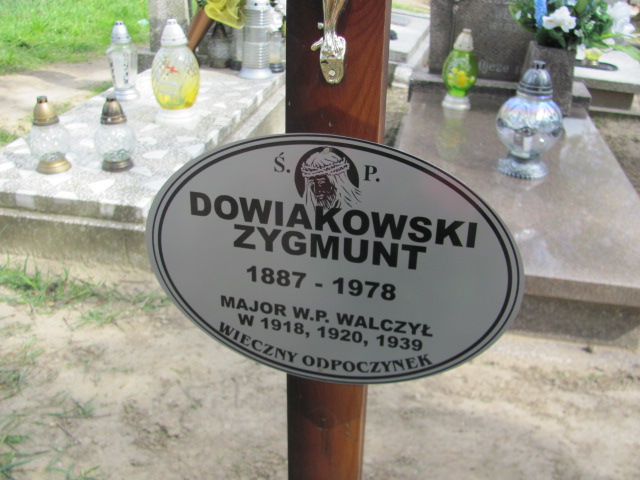 Kacper Adamczyk 2007 Gniezno Bierzglinek - Grobonet - Wyszukiwarka osób pochowanych
