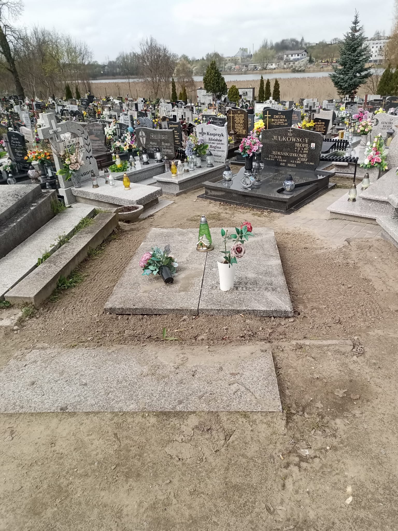 Andrzej Gross 1958 Gniezno Bierzglinek - Grobonet - Wyszukiwarka osób pochowanych