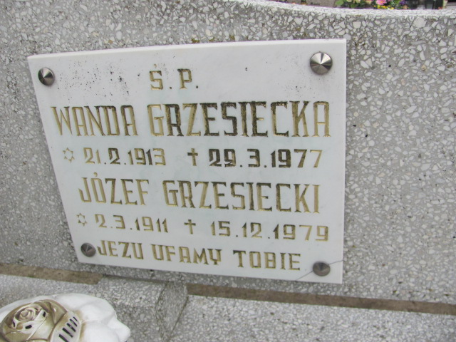 Józef Grzesiecki 1911 Gniezno Bierzglinek - Grobonet - Wyszukiwarka osób pochowanych