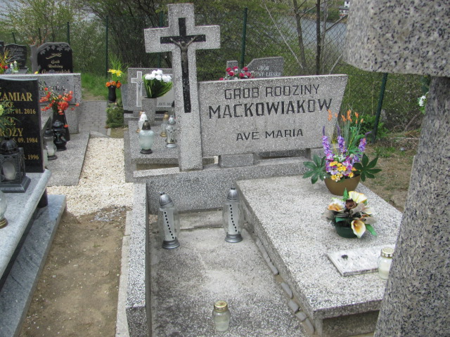 Grób Franciszek Maćkowiak